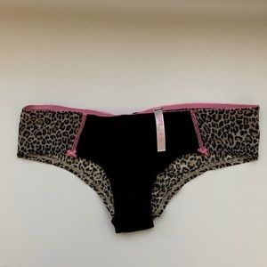 NWOT Victoria’s Secret PINK Panties, L